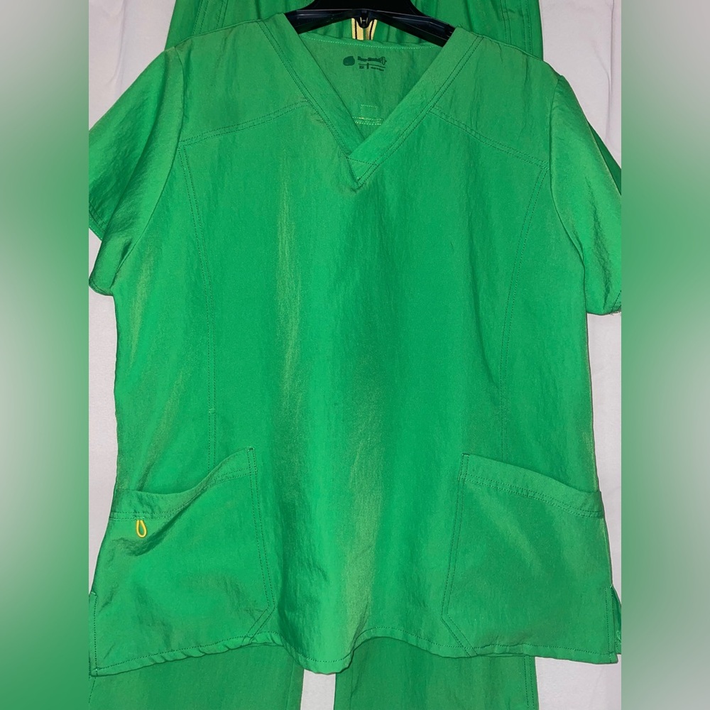 WonderWink Green Scrub Set